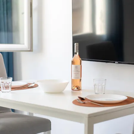 Apartment Escale Toulonnaise - Cosy, Calme & Bien Situe
